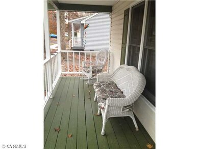 Exterior Front - Country front porch