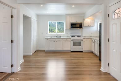 6858 Quinton Ln, Tujunga, CA 91042 - photo 5