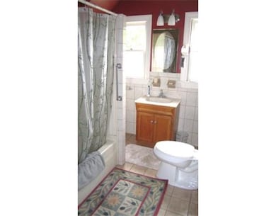 60 Manthorne Rd unit n/a, West Roxbury, MA 02132 - photo 4