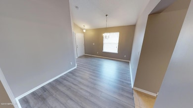 10885 Campus Heights Ln, Jacksonville, FL 32218 - photo 4