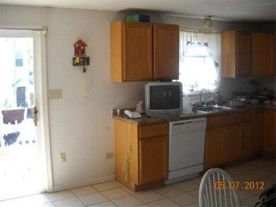 66 Salem St unit 68, Lawrence, MA 01843 - photo 4