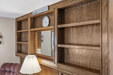 5918 Sharon Ln NW, Cedar Rapids, IA 52405 - photo 6