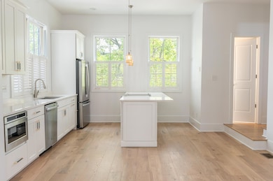 173 Coming St unit B, Charleston, SC 29403 - photo 5