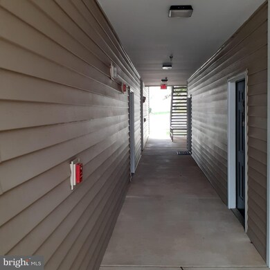 13500 Derry Glen Ct unit 103, Germantown, MD 20874 - photo 3