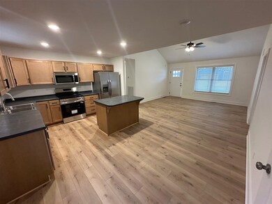 909 Alberta Dr, Bowling Green, KY 42101 - photo 3