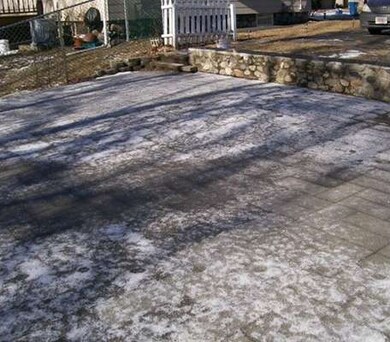 24 Lynn St, Lawrence, MA 01843 - photo 4