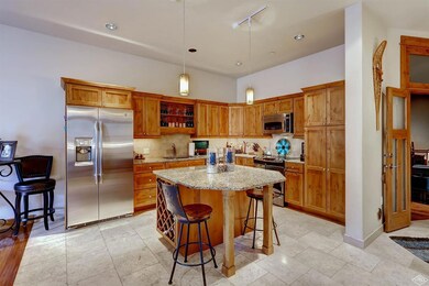 Kitchen - sealed limestone floor