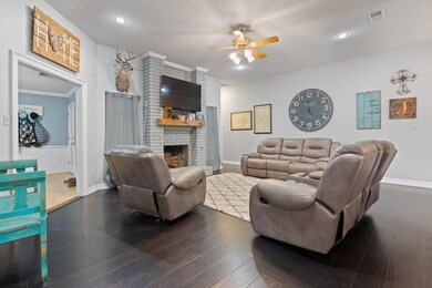 168 Trailwood Dr, Joshua, TX 76058 - photo 7