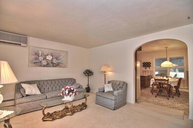 578 W 8th St, Wyoming, PA 18644 - photo 5