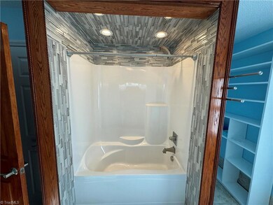 6456 Pisgah Covered Bridge Rd, Asheboro, NC 27205 - photo 7