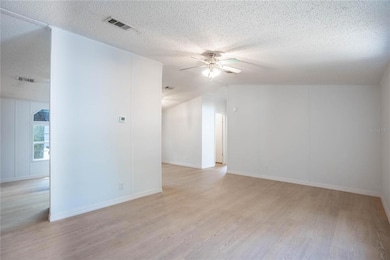 9316 Ashley Oaks Ct, Tampa, FL 33610 - photo 3