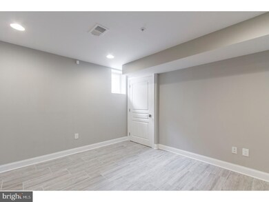 2218 Wilder St, Philadelphia, PA 19146 - photo 4