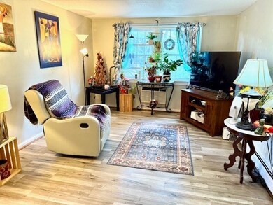 85 Ridgewood Ln unit 18, Gardner, MA 01440 - photo 2