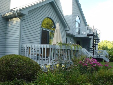 0 Pondview Dr unit H5, Pittsfield, MA 01201 - photo 5