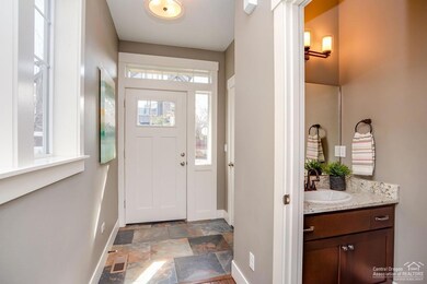 1076 SE Leonel Ln, Bend, OR 97702 - photo 2