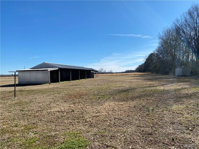 5801 W Quaker Rd, Disputanta, VA 23842 - photo 2