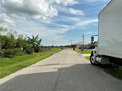 842 La Salle Ave unit 29, Lehigh Acres, FL 33913 - photo 5