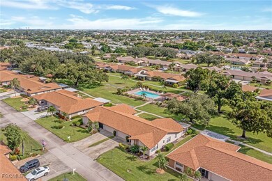 5584 Buring Ct, Fort Myers, FL 33919 - photo 4