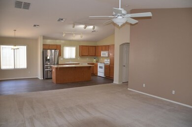 Living/kitchen