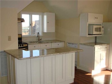 25 Field Point Rd unit 3, Greenwich, CT 06830 - photo 3