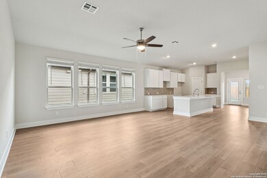 122 Barton Point, Cibolo, TX 78108 - photo 5