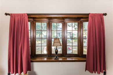 5 Talcott Ave, Pawtucket, RI 02860 - photo 2