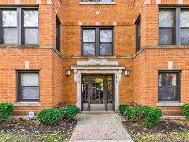 4820 N Hoyne Ave unit 4, Chicago, IL 60625 - photo 2