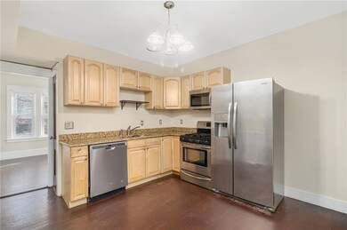 21 Kenyon St unit 1, Providence, RI 02903 - photo 2
