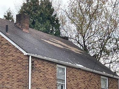 10416 Park Heights Rd, Cleveland, OH 44104 - photo 4