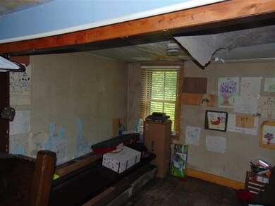 620 S Wheelock Rd, Lyndonville, VT 05851 - photo 6