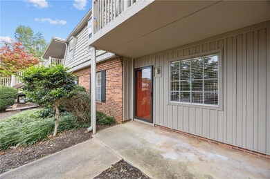 3812 Country Club Rd unit D, Winston Salem, NC 27104 - photo 2