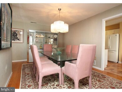 34 Thoreau Dr, Plainsboro, NJ 08536 - photo 4