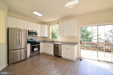 21470 Welby Terrace, Broadlands, VA 20148 - photo 5