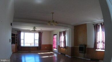 894 W Parkins Mill Rd, Winchester, VA 22602 - photo 7