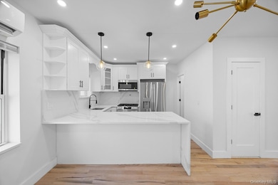 11809 Nashville Blvd, Cambria Heights, NY 11411 - photo 4