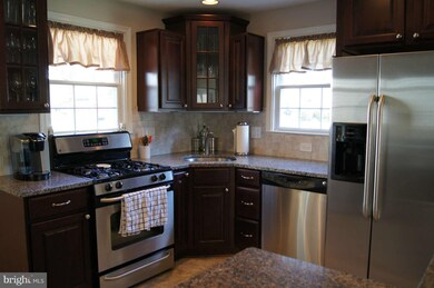 109 Northwood Dr, Lutherville Timonium, MD 21093 - photo 4