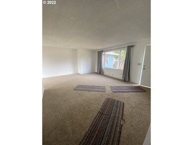 314 NE Faulconer St, Sheridan, OR 97378 - photo 6