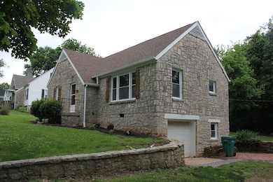 1 Car Garage & Partial Unfinished Basement