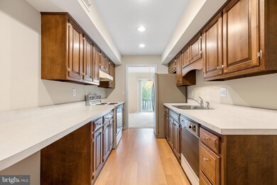 533 Foxwood Ln, Paoli, PA 19301 - photo 7