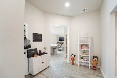 1302 Masquerade Blvd, Odessa, TX 79765 - photo 4