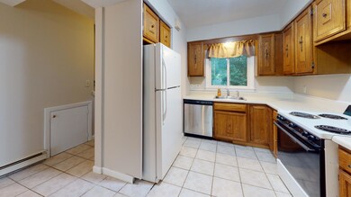 528-East-Ave-202-Kitchen