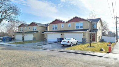 915 E Dewey Ave, Nampa, ID 83686 - photo 5