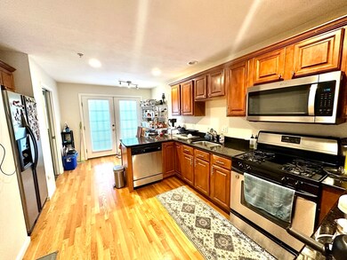 47 Alder St unit 4, Waltham, MA 02453 - photo 6