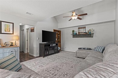 720 Sandpiper St, Raymore, MO 64083 - photo 7