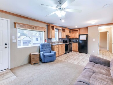 1045 Conrad Dr unit 76, Kalispell, MT 59901 - photo 3