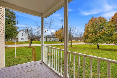 2902 Water St, Columbus City, IA 52737 - photo 4