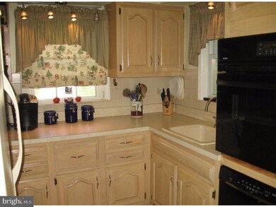 4016 Evans Ln, Drexel Hill, PA 19026 - photo 7