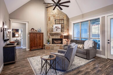 240 Etta Ln, Springtown, TX 76082 - photo 5