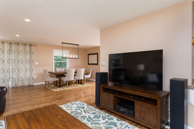 17 Harding St, Rochester, NH 03867 - photo 4