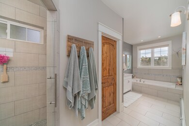 112 Badger Trail S Saville 8